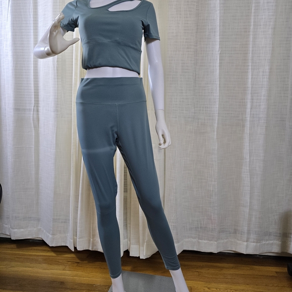 Stylish Teal Women's Leggings Set - Picture 4 of 16